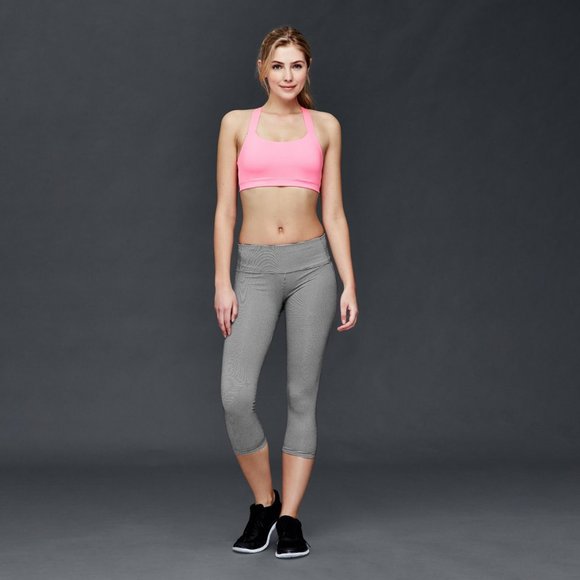 GapFit gFast Mini Stripe Capri Leggings XS - Picture 9 of 9